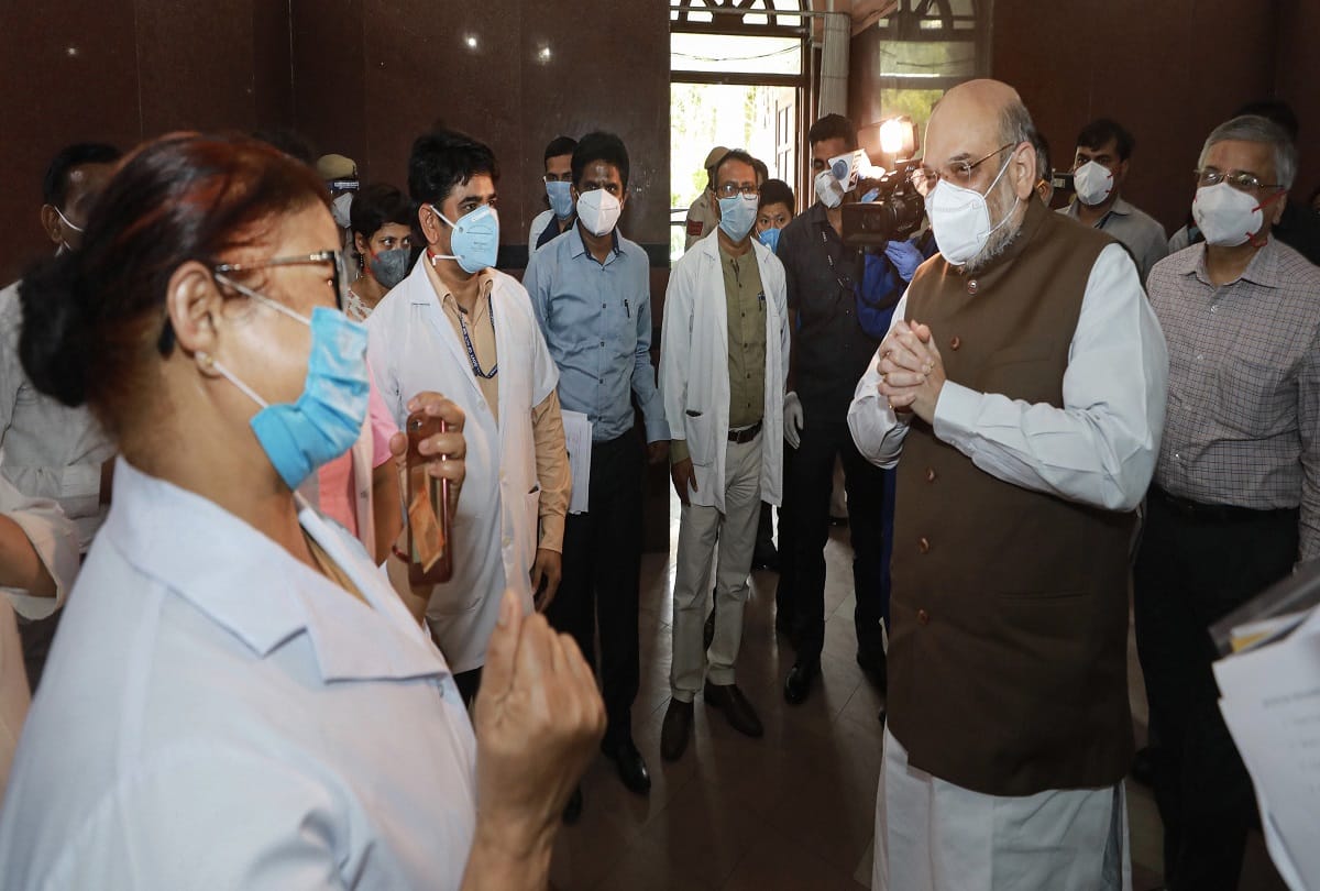 Amit Shah's visit to hospital increases the heartbeat of Kejriwal government, speculation on social media