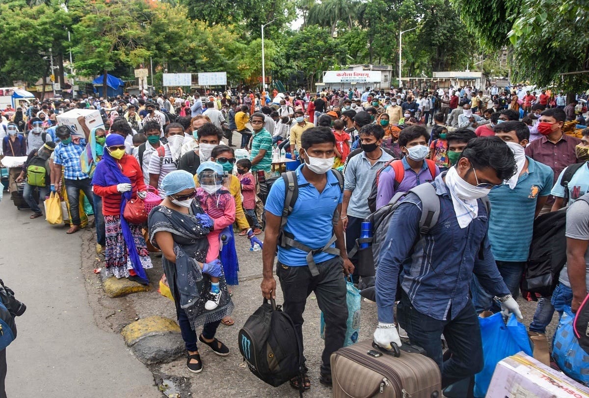 coronavirus treatment update 43 percent population requires to achive herd immunity