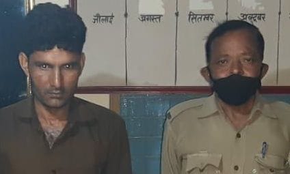 Gangster arrested in encounter
