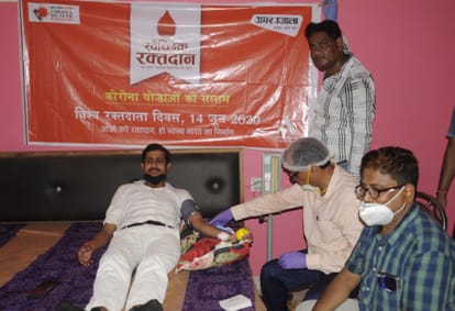23 Mahadanis donated blood at Amar Ujala Foundation's blood donation camp