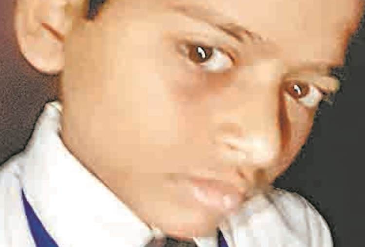fifteen years old boy committed suicide in lucknow