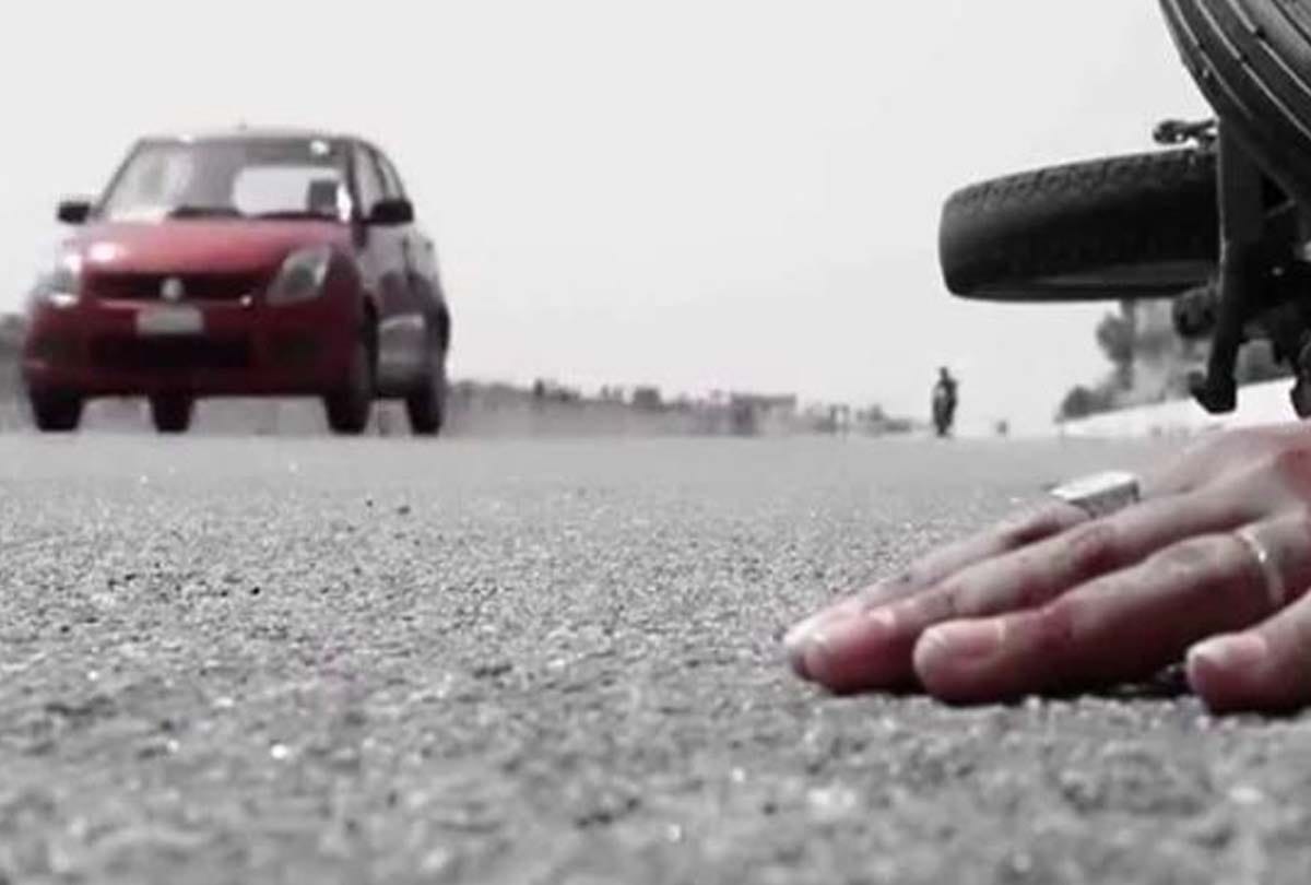 woman died in road accident in jalaun