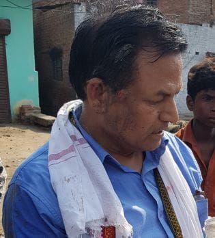 man looted in farrukhabad