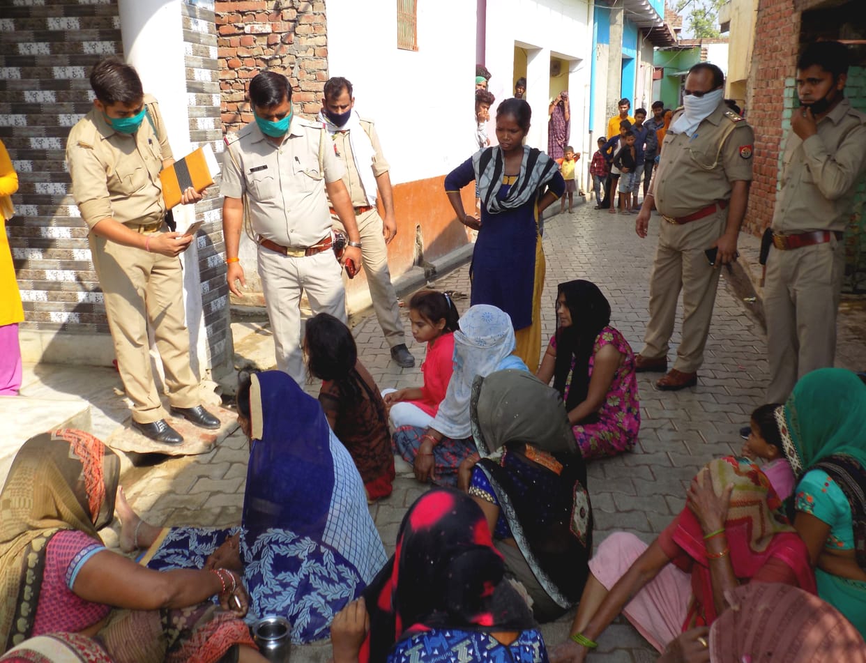 Hathras: Death of teenager due to fever, suicide reported to police
