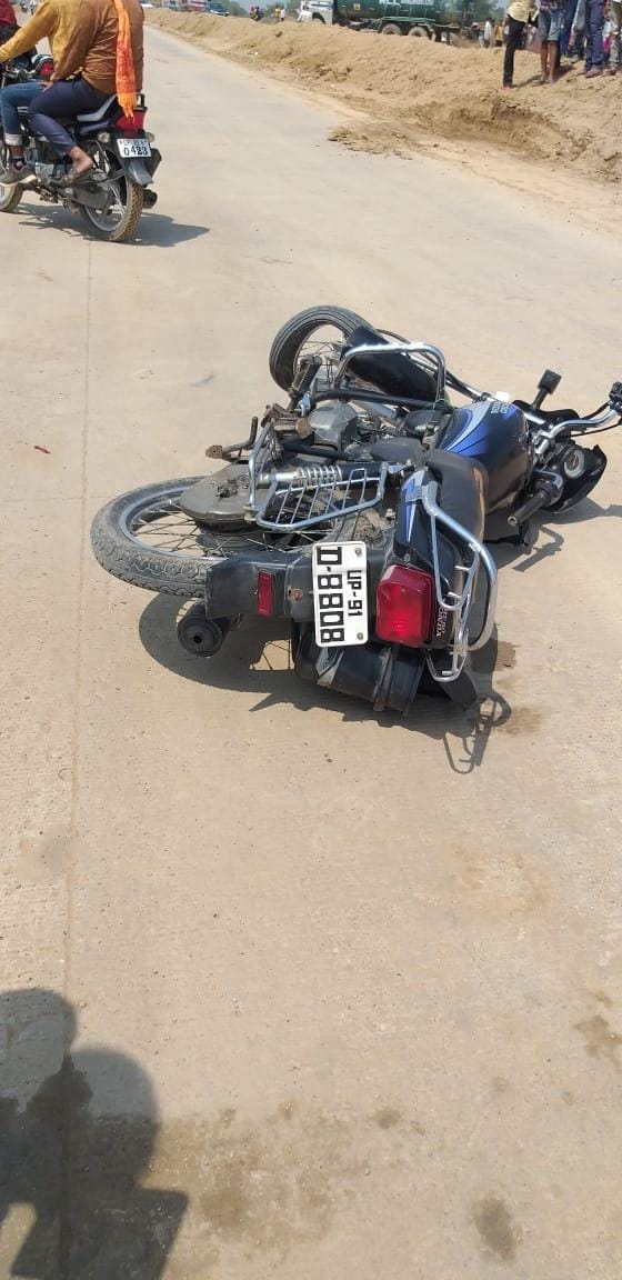 Death of bike rider due to loader collision, demolition, angry villagers jammed
