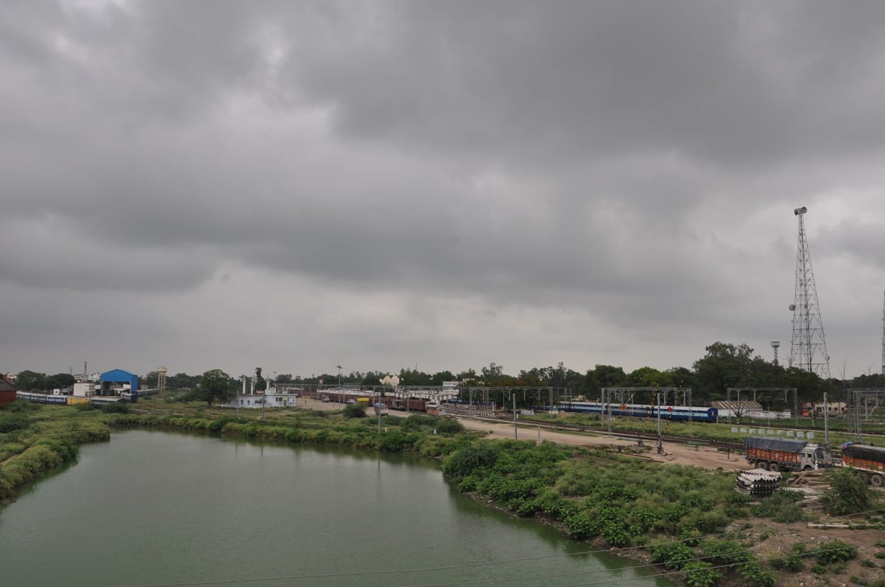 The weather was cold due to light drizzle