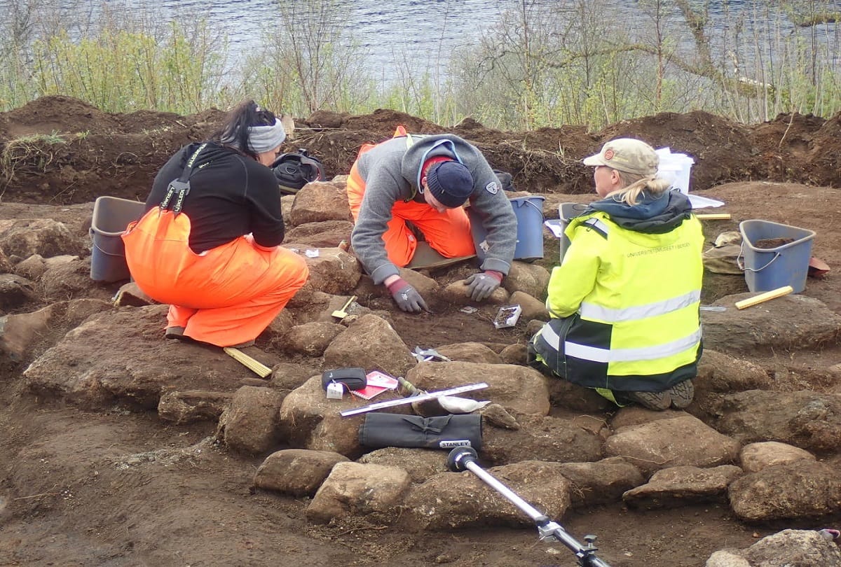 Roman board game unearthed in Norway burial pit dates back 1700 years ago