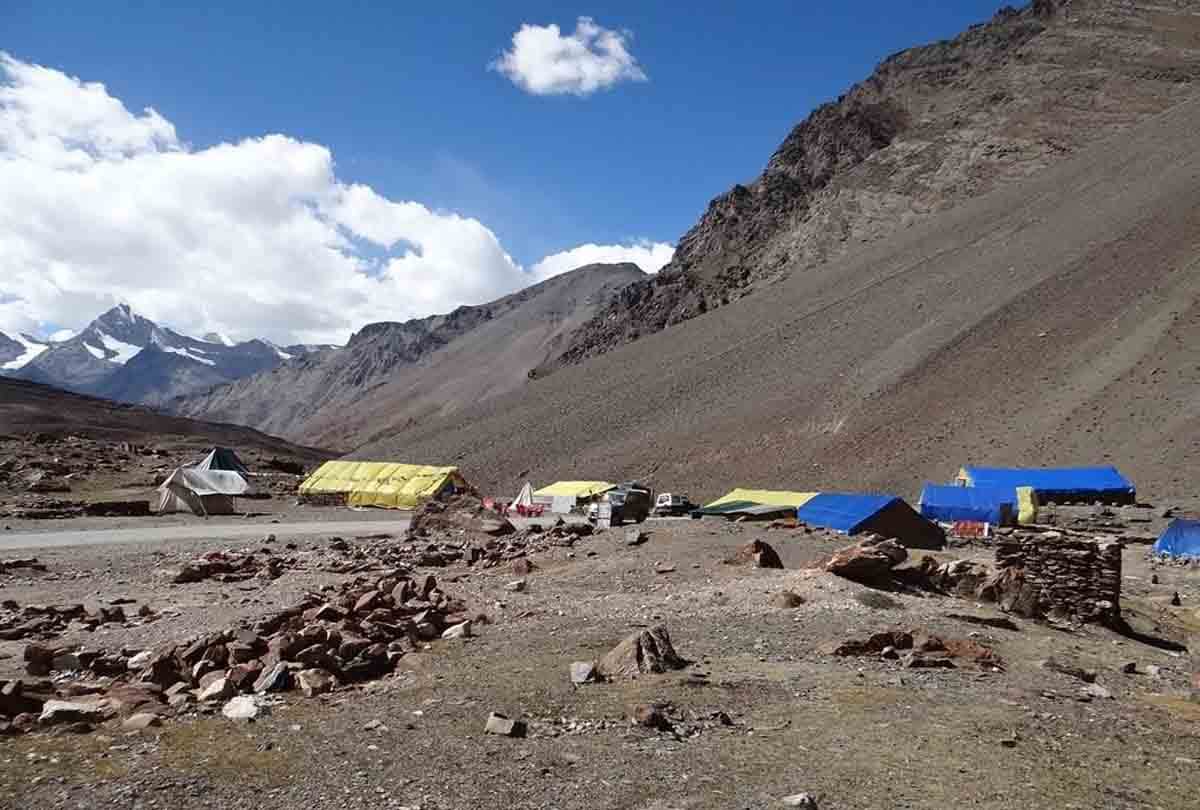 india china standoff latest news, High alert-blackout in 21 villages of Ladakh, ladakh border news
