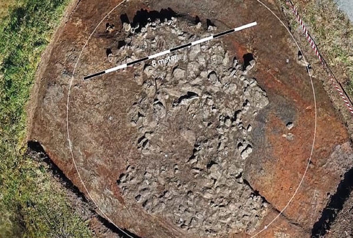 Roman board game unearthed in Norway burial pit dates back 1700 years ago