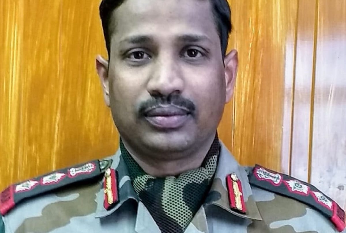 Telangana government gave Martyr Colonel Santosh Babu family checks five crore, wife job and plot