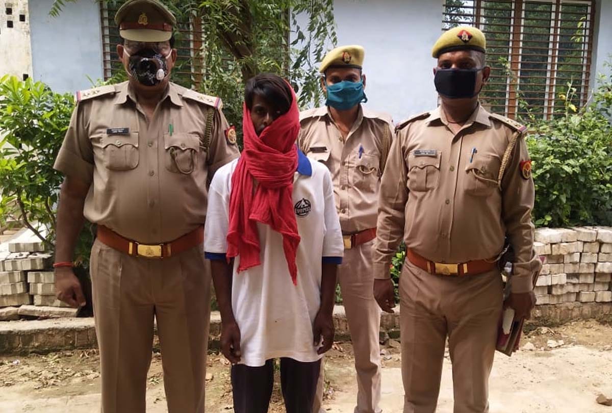 member of Babuli Coal Gang and a rewarded dacoit of 25 thousand arrested in chitrakoot