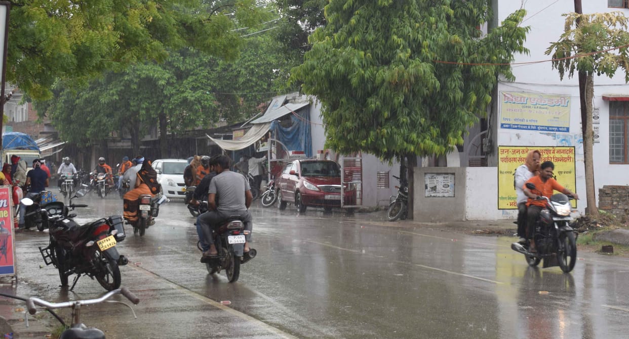 Cloudy rain, water on roads