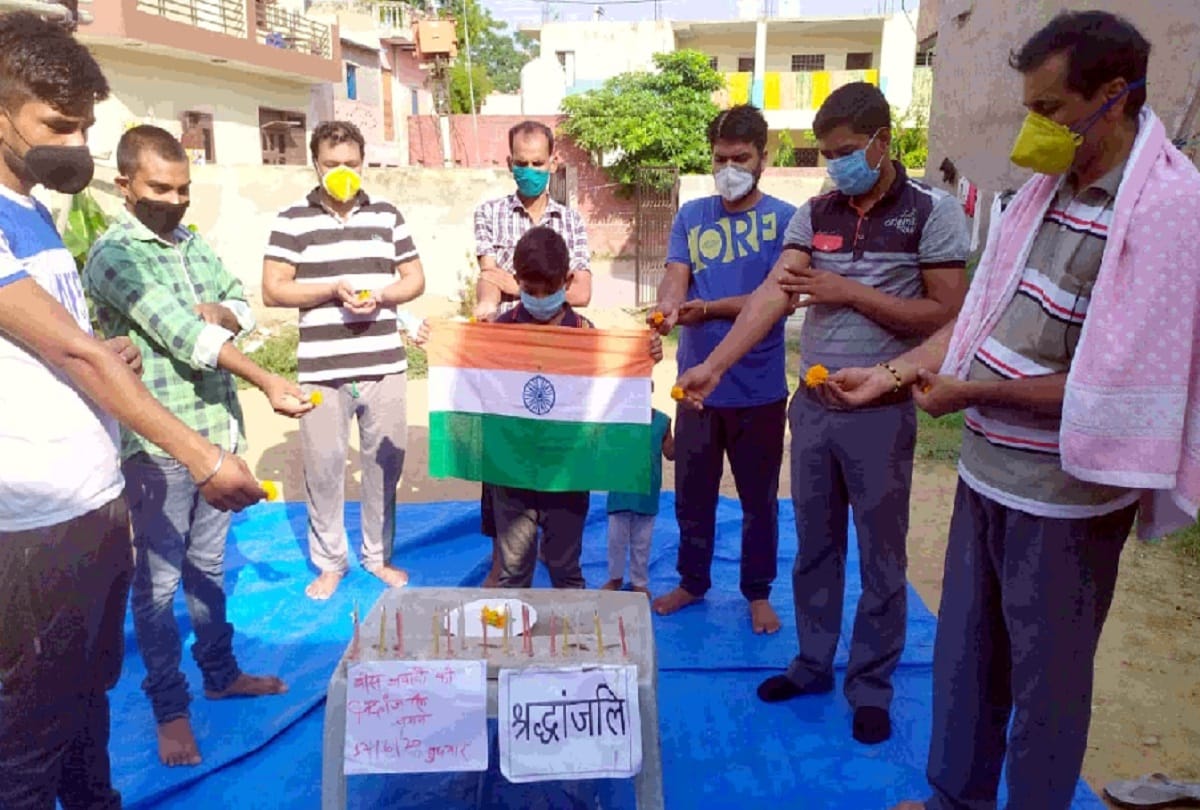 Gurugram people burn effigy and chinese products protest against chinese infiltration in galvan valley