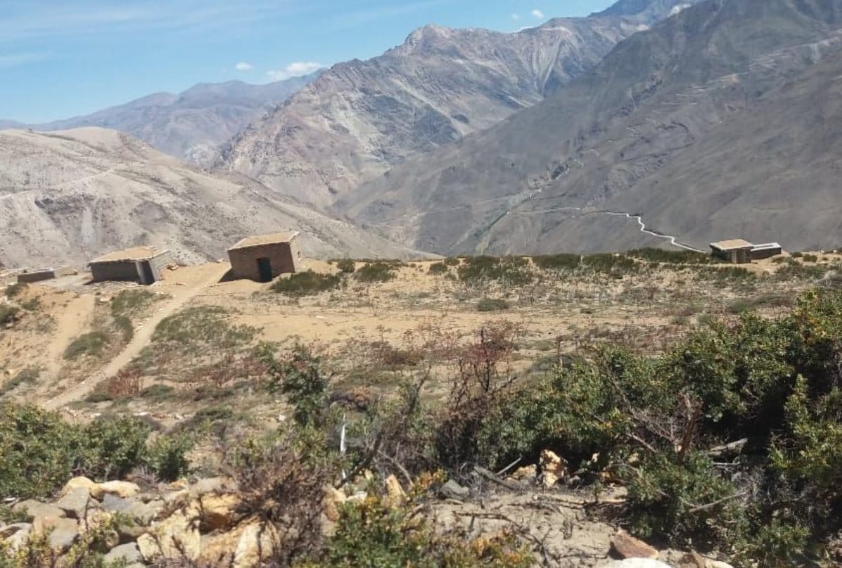 guerrillas said uttarakhand government should deploy in the border areas