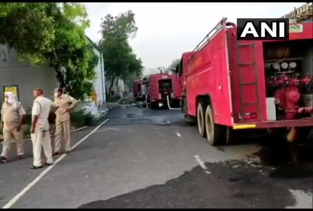 fire breakout at yamaha motors warehouse in greater noida