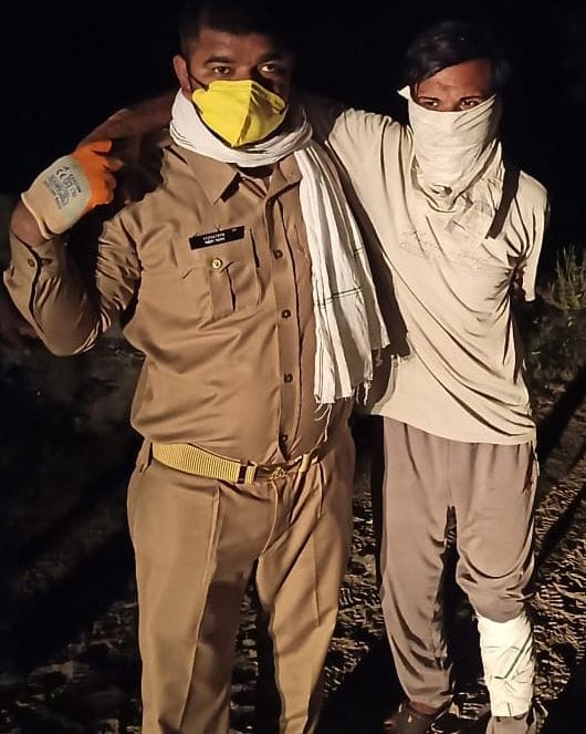 Vehicle thief arrested in an encounter, injured