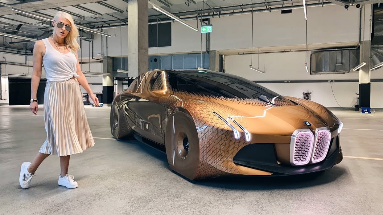 these 10 unique luxury car features you never heard ever, features of Rolls-Royce Cullinan to Bentley Bentayga