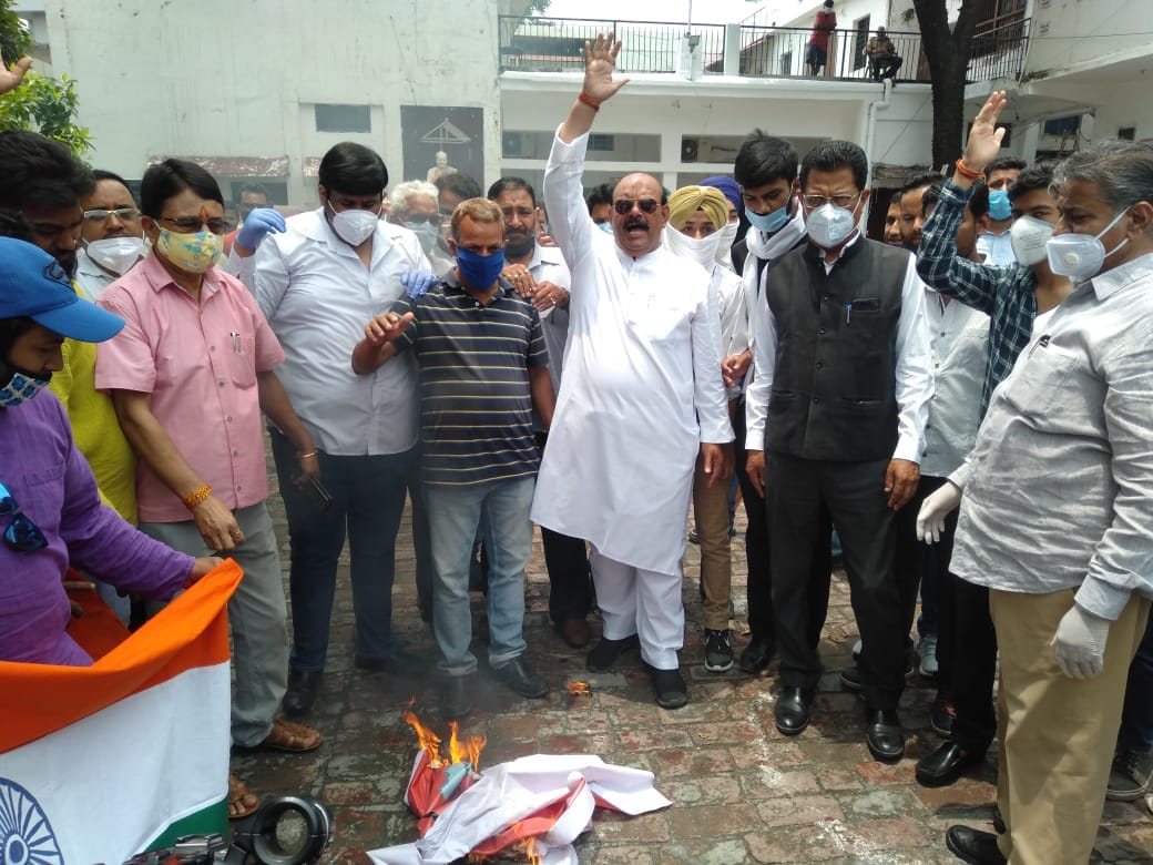 Boycott China Products photo gallery: uttarakhand public angry, shown anger by protest