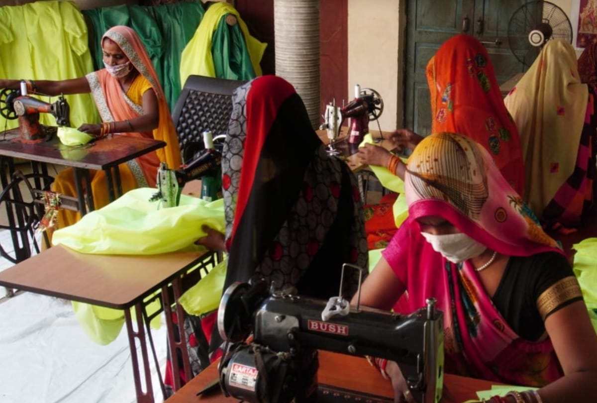 Gorakhpur women getting training in cutting and tailoring under skill development mission