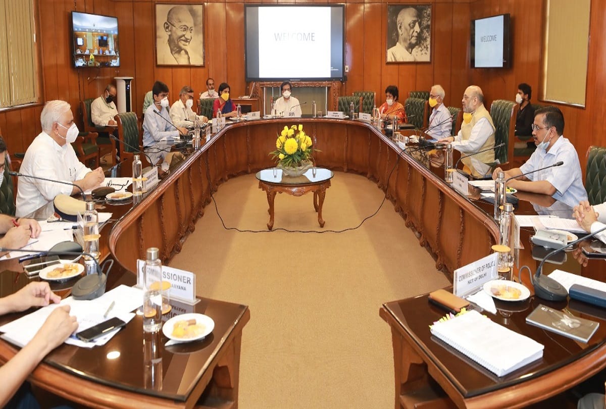 Home minister amit shah meeting with delhi ncr administrative officers on covid 19 crisis kejriwal also there all announcements