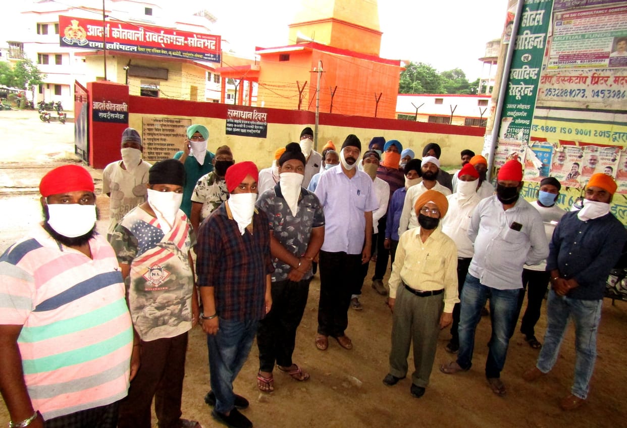 Kotwali's siege for arrest of plowmen