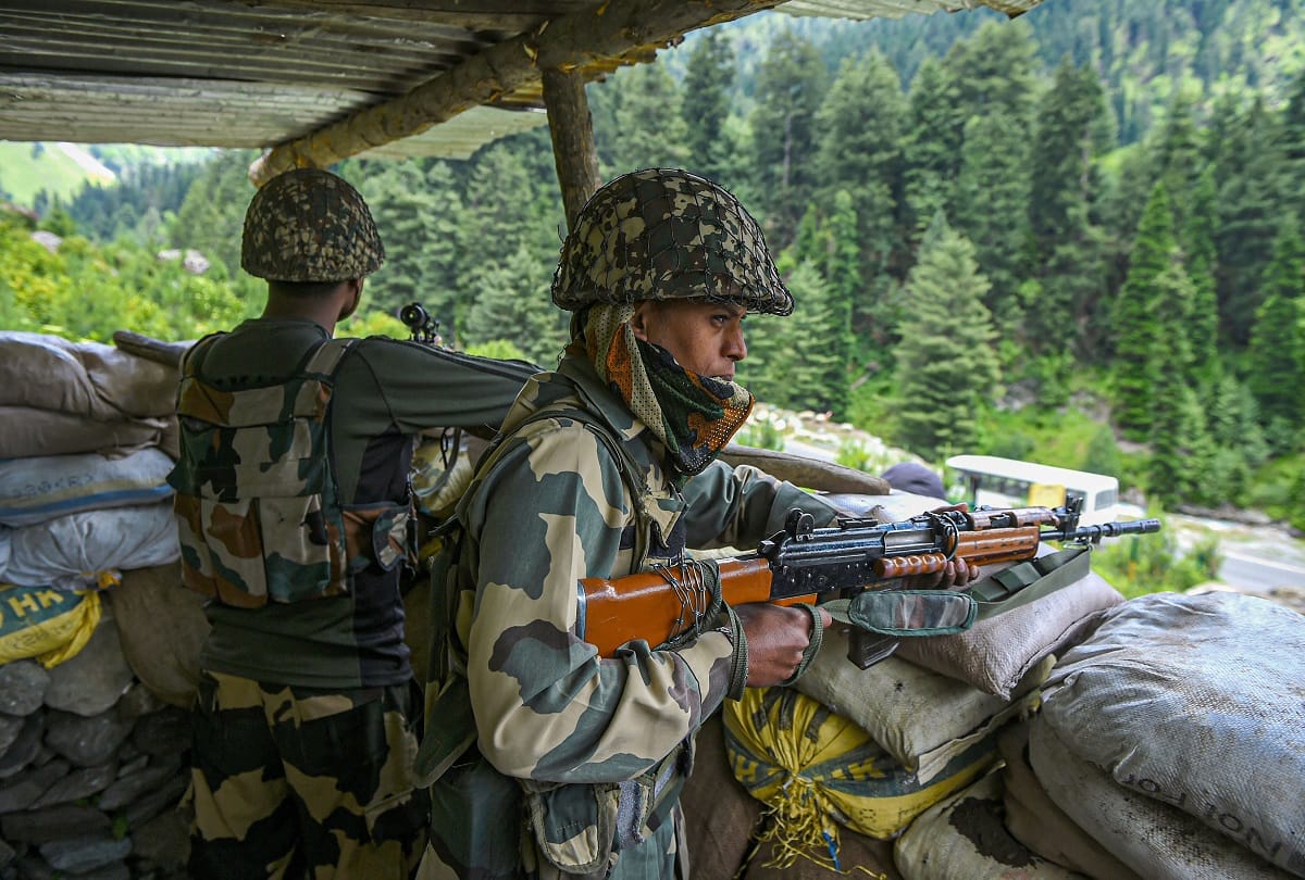 BSF Head Constable Recruitment 2023 Registration Ends on May 21 for 247 HC Posts, How to Apply