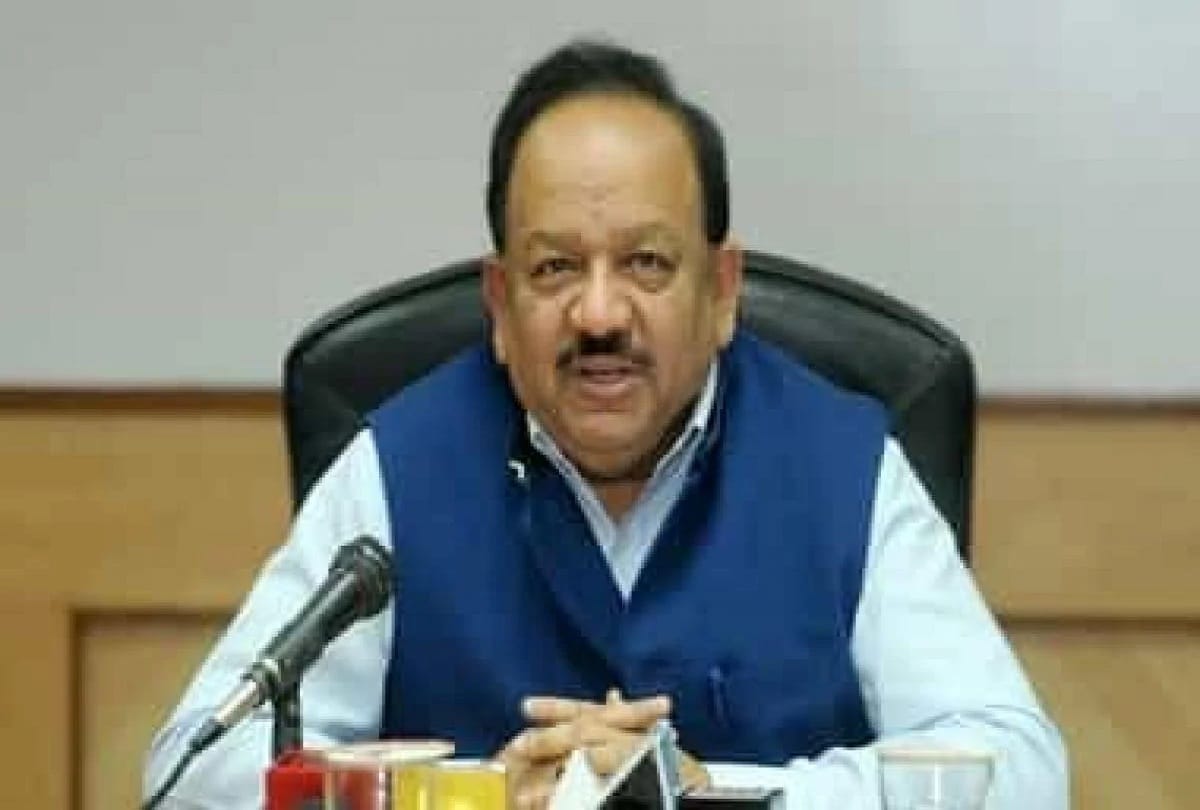 Doctor Harsh Vardhan asks Baba Ramdev to take back his recent controversial statements on allopathic medicines