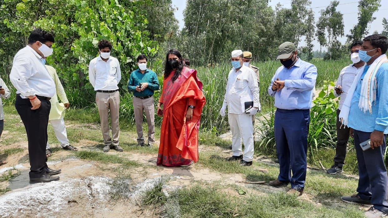 Ratanpuri: DM inspected MNREGA works
