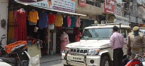 DM got photography of shops opened in model town in violation of roster