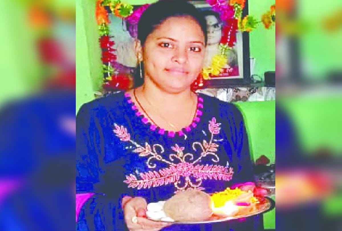 Young Girl Commits Suicide In Stress Of Job