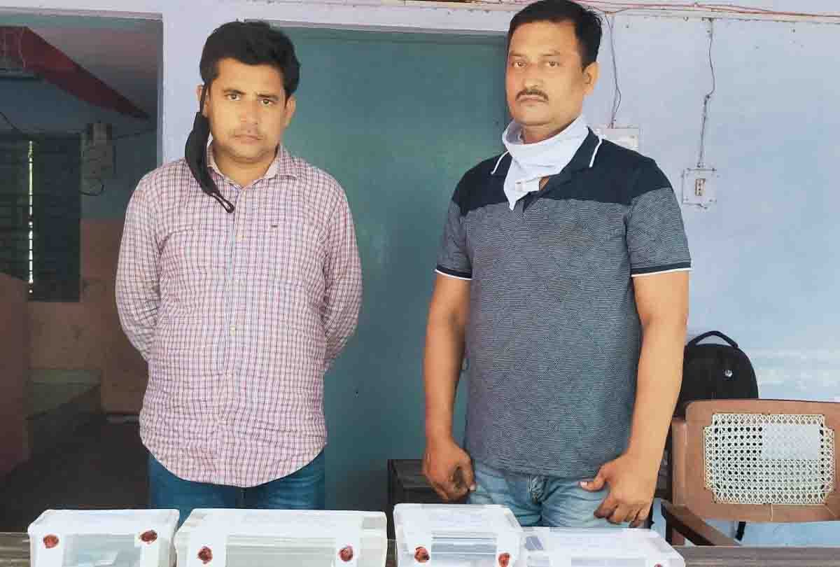 UP: Three fake voter ID cards found with gangster in Kanpur