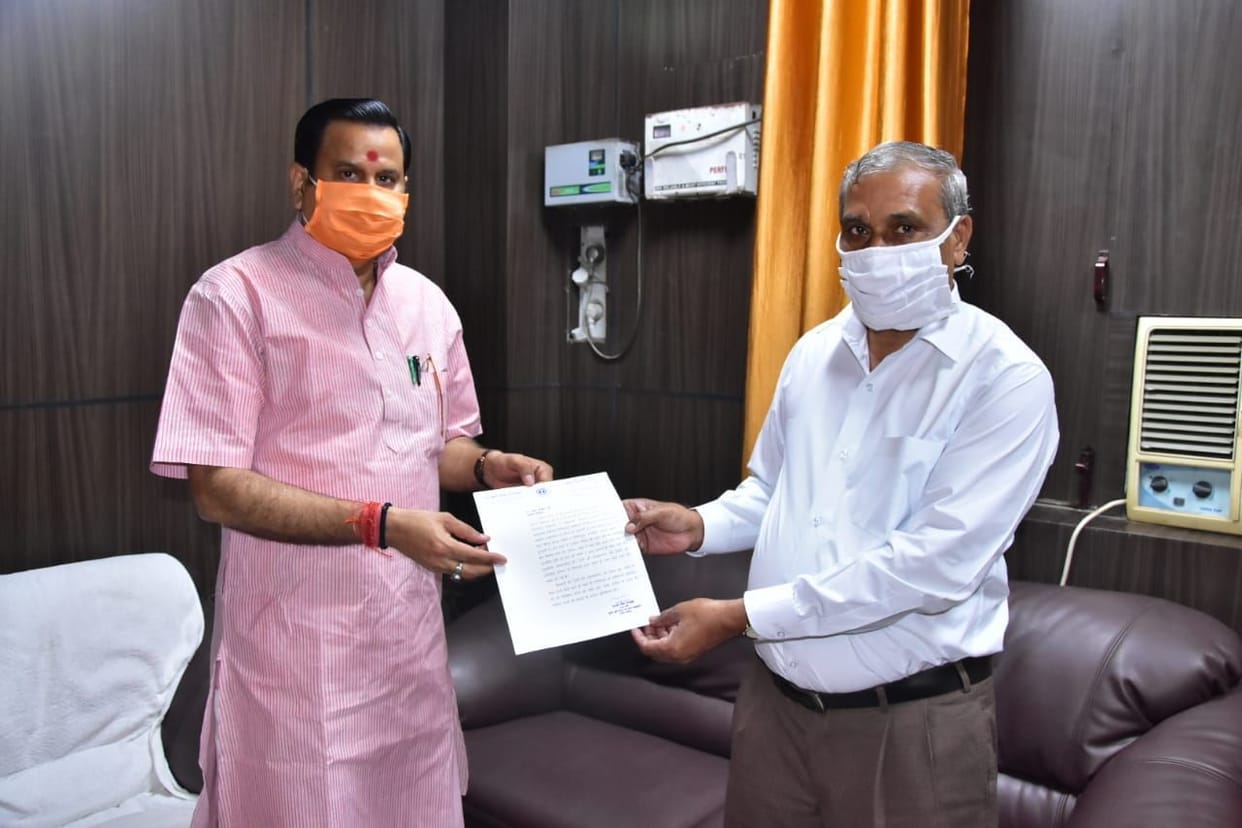 Minister of State for Agriculture raised the issue of lack of water in canals