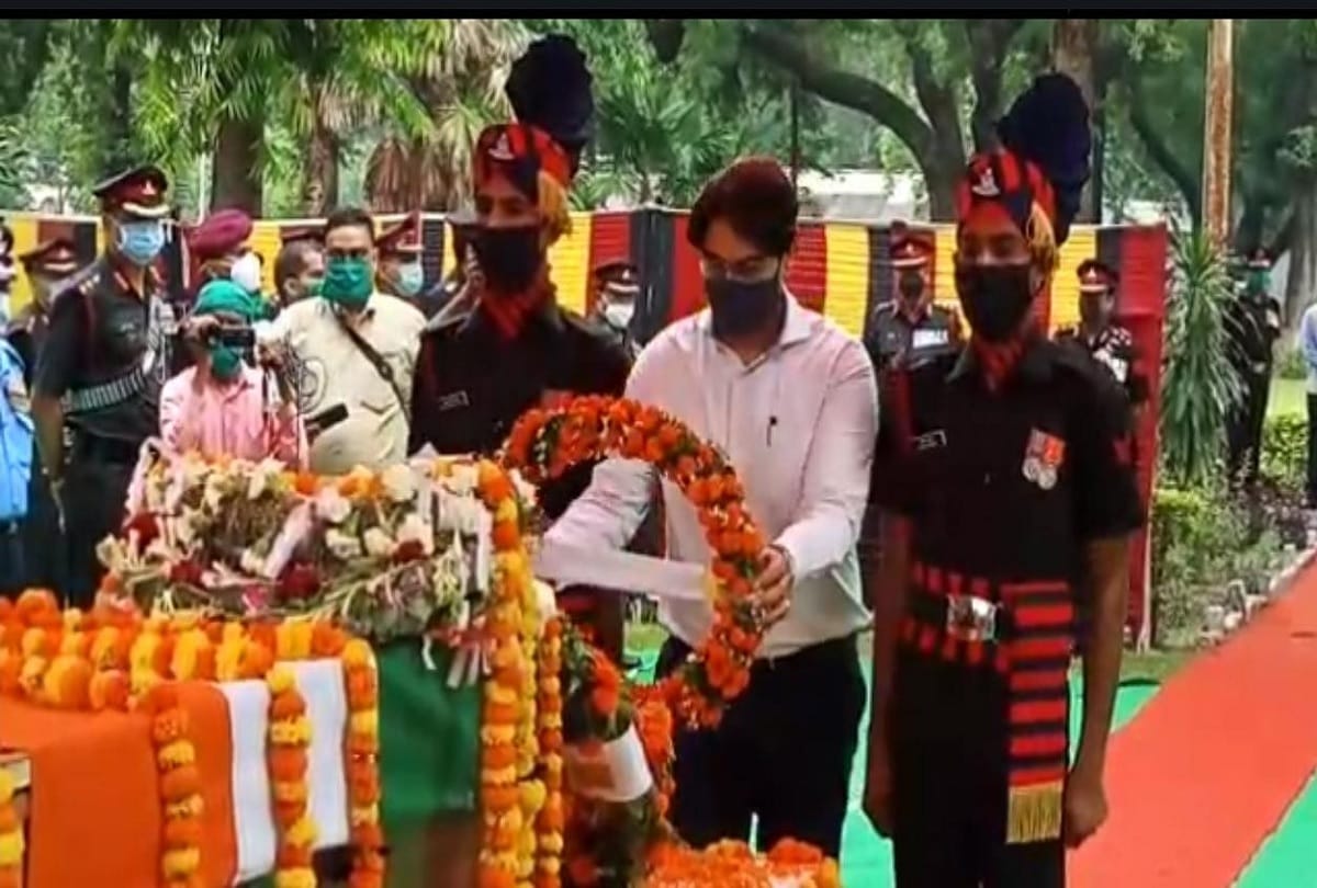 Galwan Valley Clash: Martyr Nayak Deepak Singh of Bihar regiment paid tribute in Prayagraj