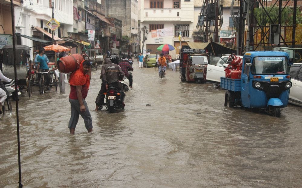 Despite spending five lakh rupees, there is no relief, the city becomes pound in rain