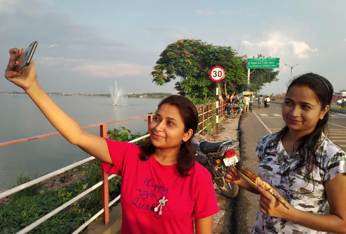 light rain falling in Gorakhpur see latest photos of City
