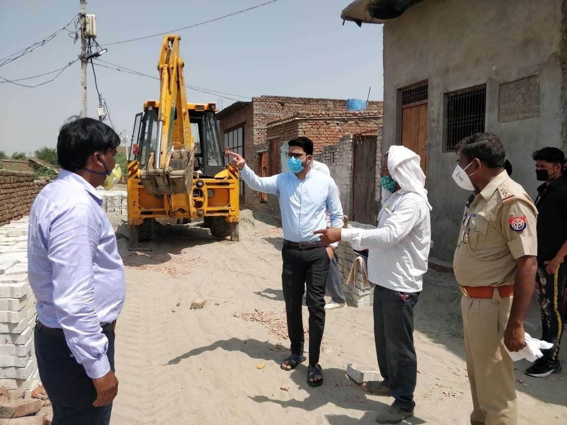 incrochment, mahavan, mathura, sdm