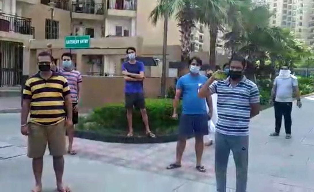 Residents protest against selling of tower