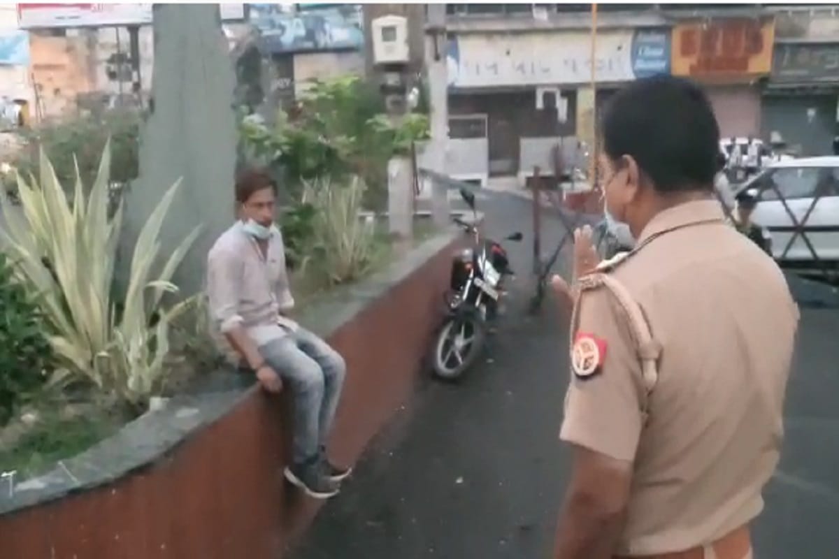 Meerut News Latest News: A young man said from police that I am corona positive