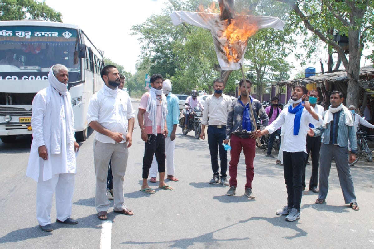 India China Dispute, Protest against China in many district of Western Uttar Pradesh