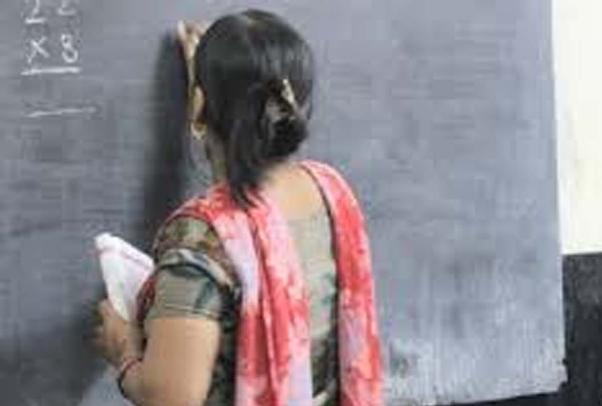 Fake teacher found in Kasturba Gandhi school in kanpur dehat