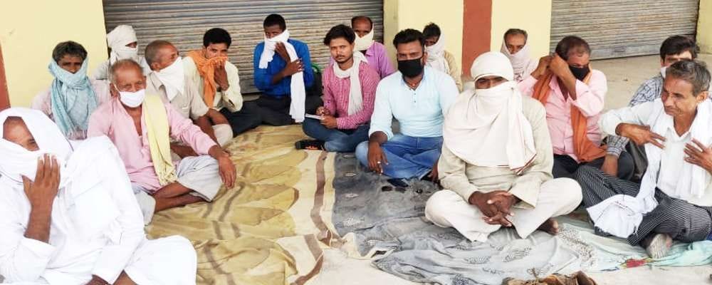 Farmers angry over collection facility at purchase center on fast unto death