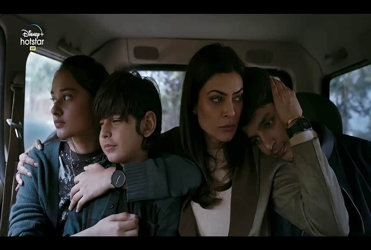 Aarya Review Hotstar by Pankaj Shukla starring sushmita sen namit das sikandar kher manish chandrachoor