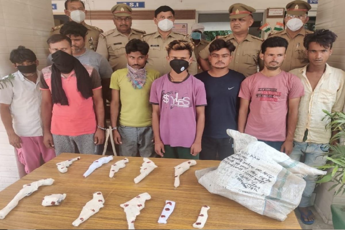 Bijnor Police top in Busted of illegal arms dealers, ten Tamancha factory caught in four days, 197 arrested