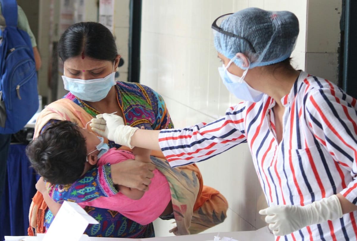 Loss of smell and taste symptoms can help quarantining potential Covid 19 patients Study