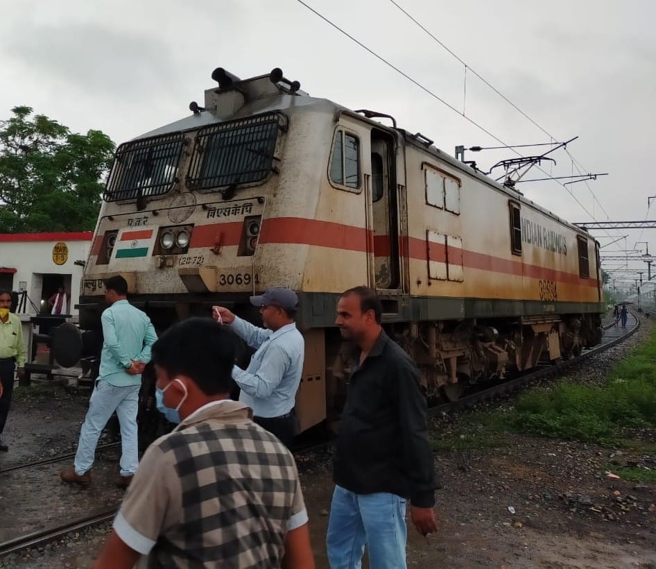 Electric trains will run soon between Odihar-Indara