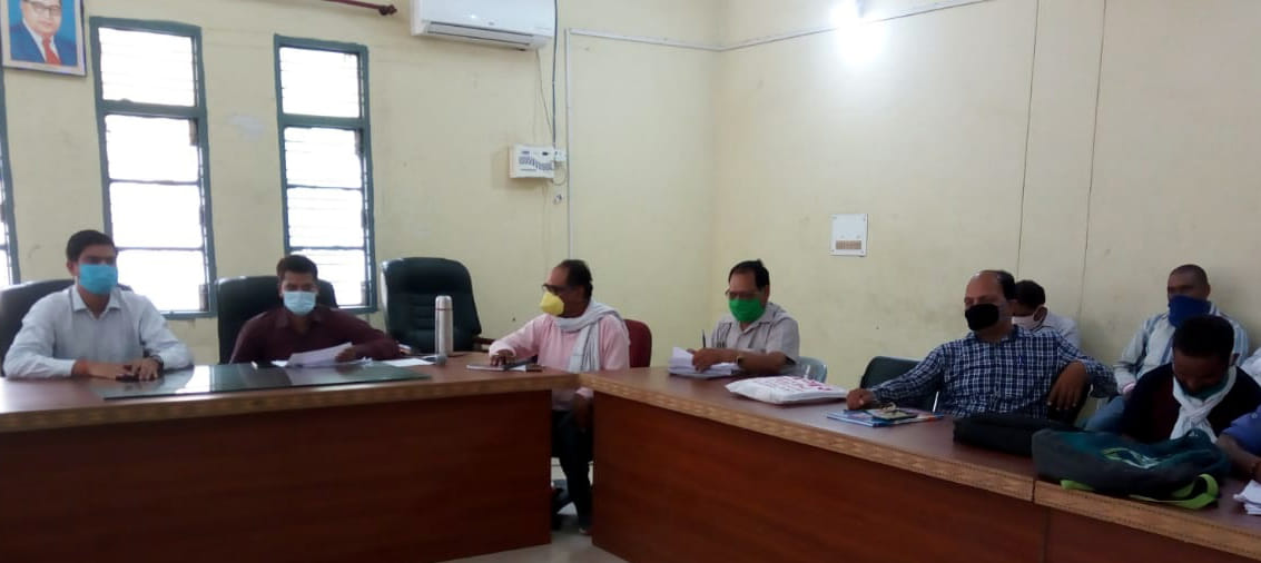 800 prvasi yojanao se vanchit