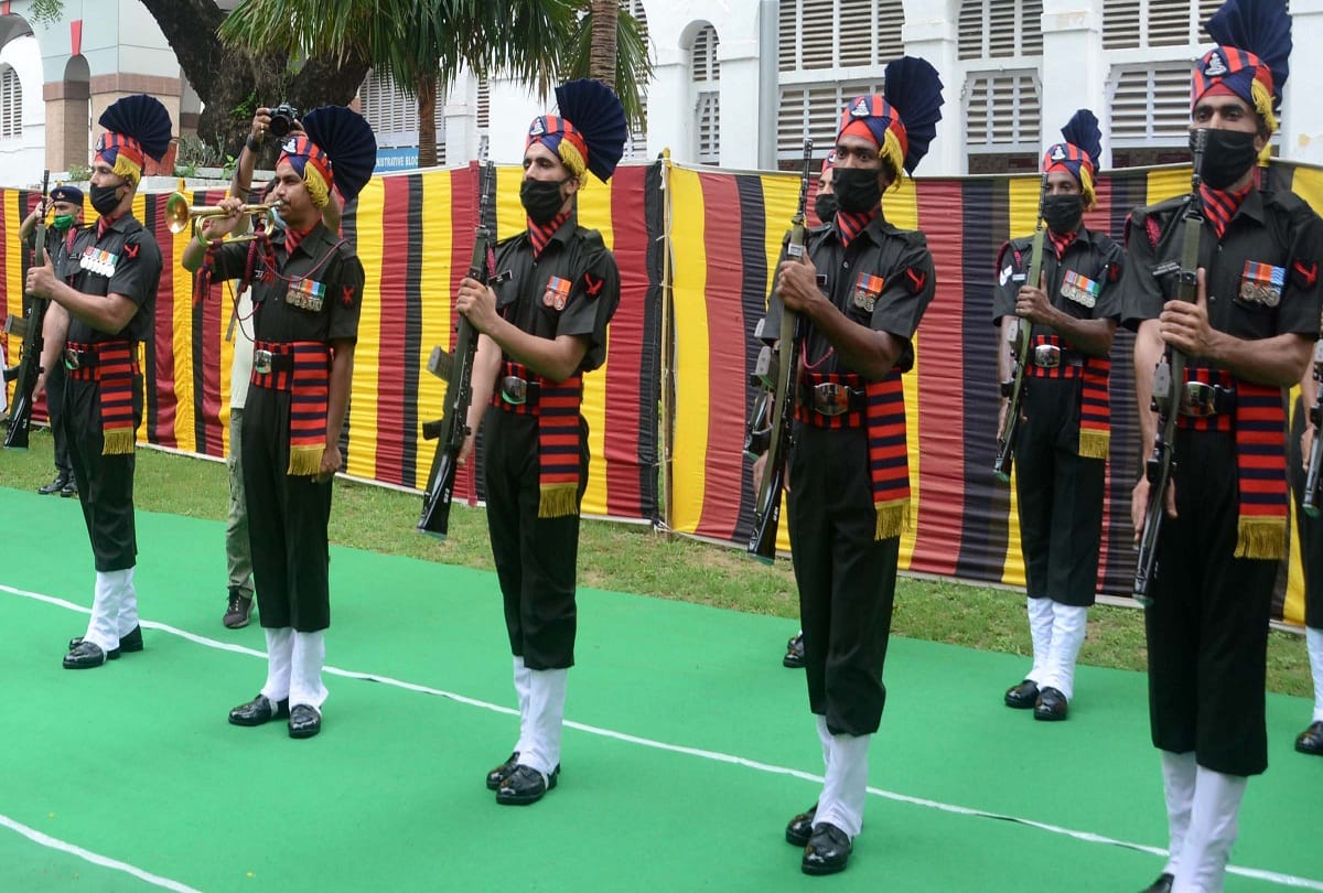 Galvan Valley violence: Military officers salute martyr Deepak Kumar in Prayagraj