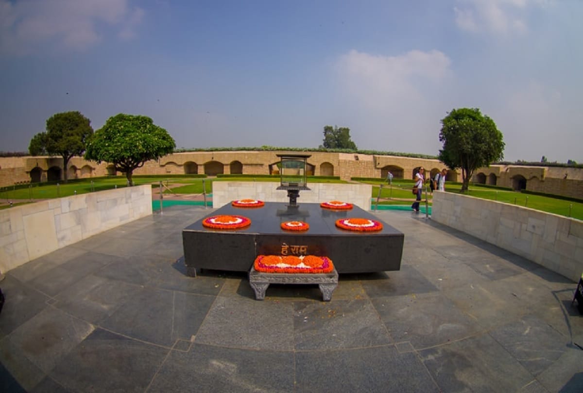 History of Delhi how it became capital from Indraprastha Maurya dynasty Tomar vansh