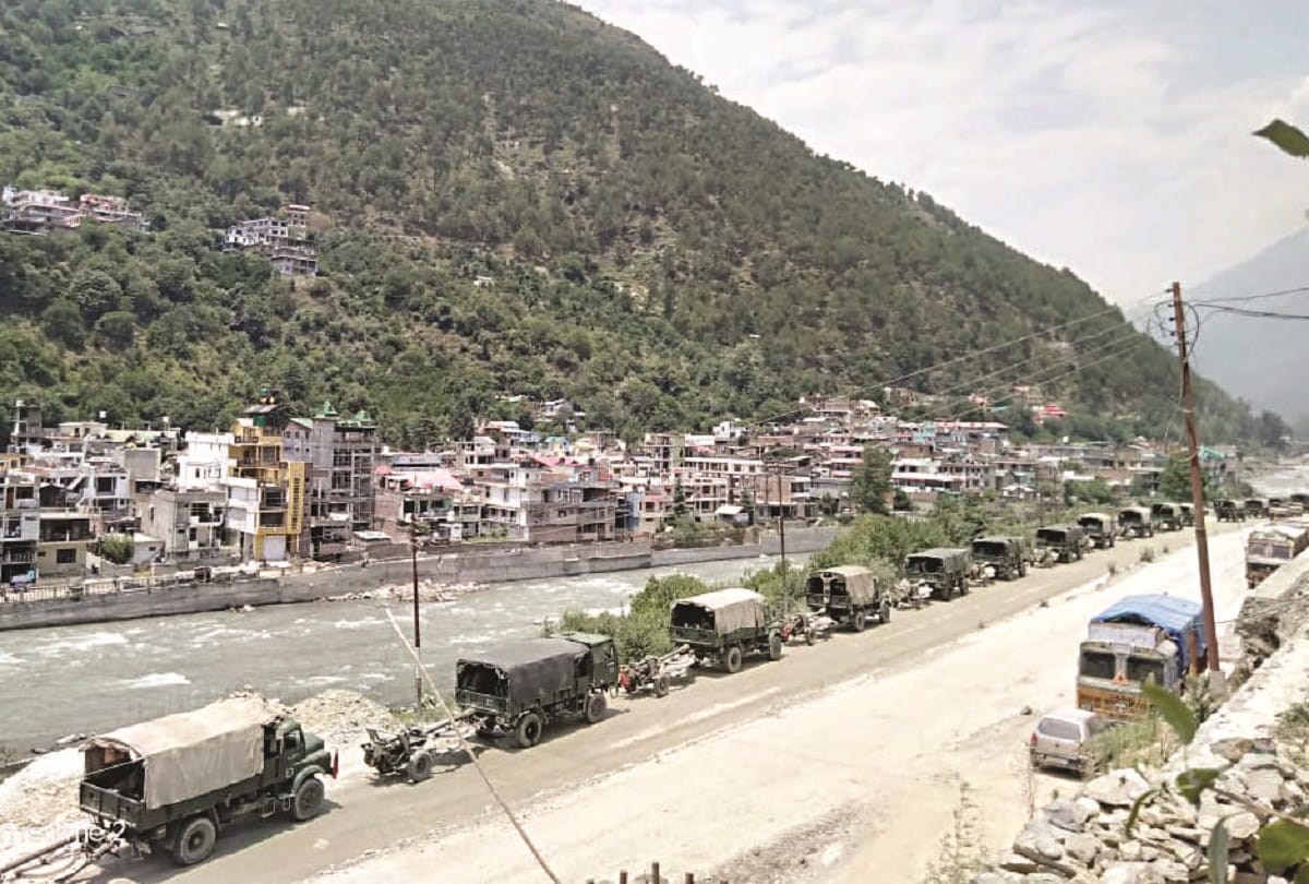 Bypassing Chinese opposition Construction on LAC goes on doubles pace