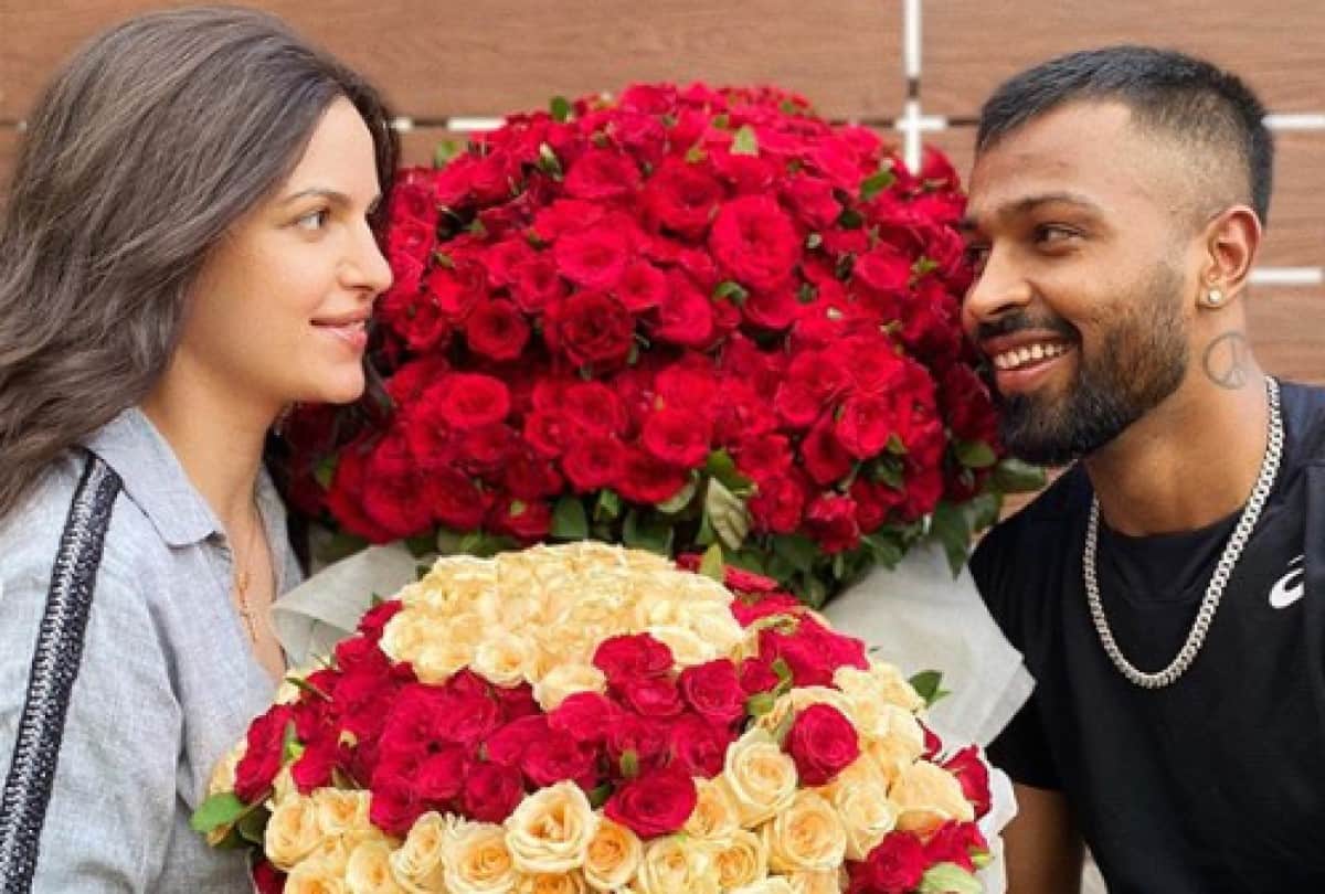hardik pandya parenthood now natasa stankovic flaunts her baby bump